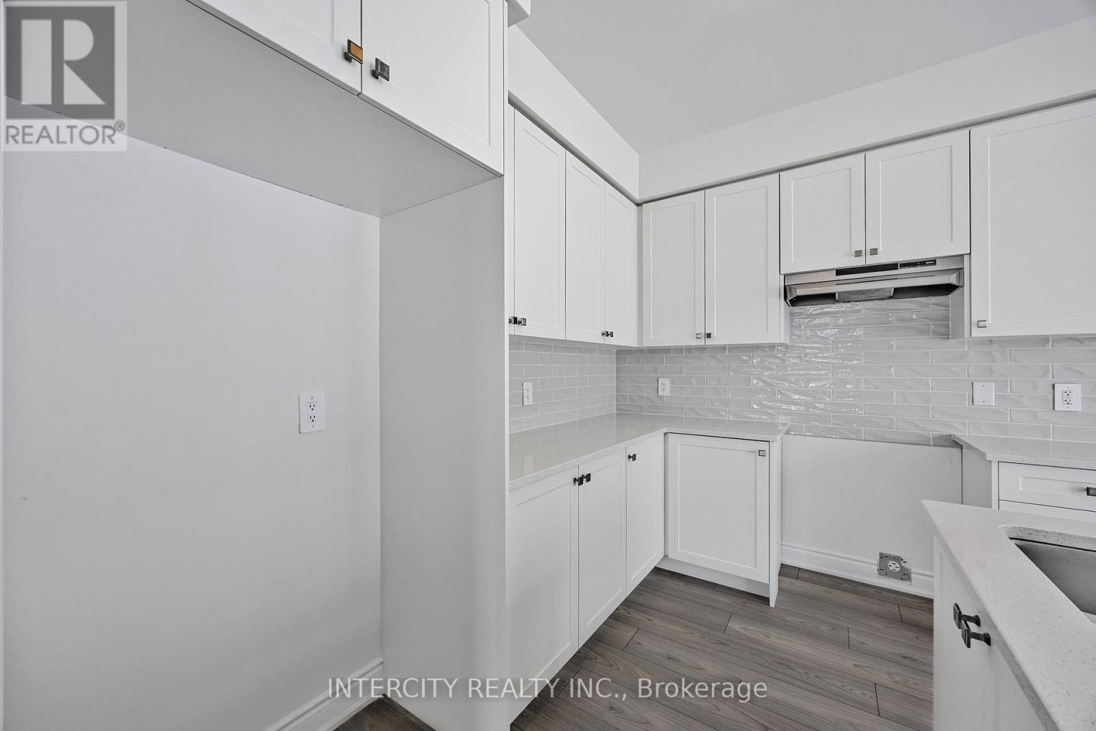 1 AVALON DRIVE Image 18