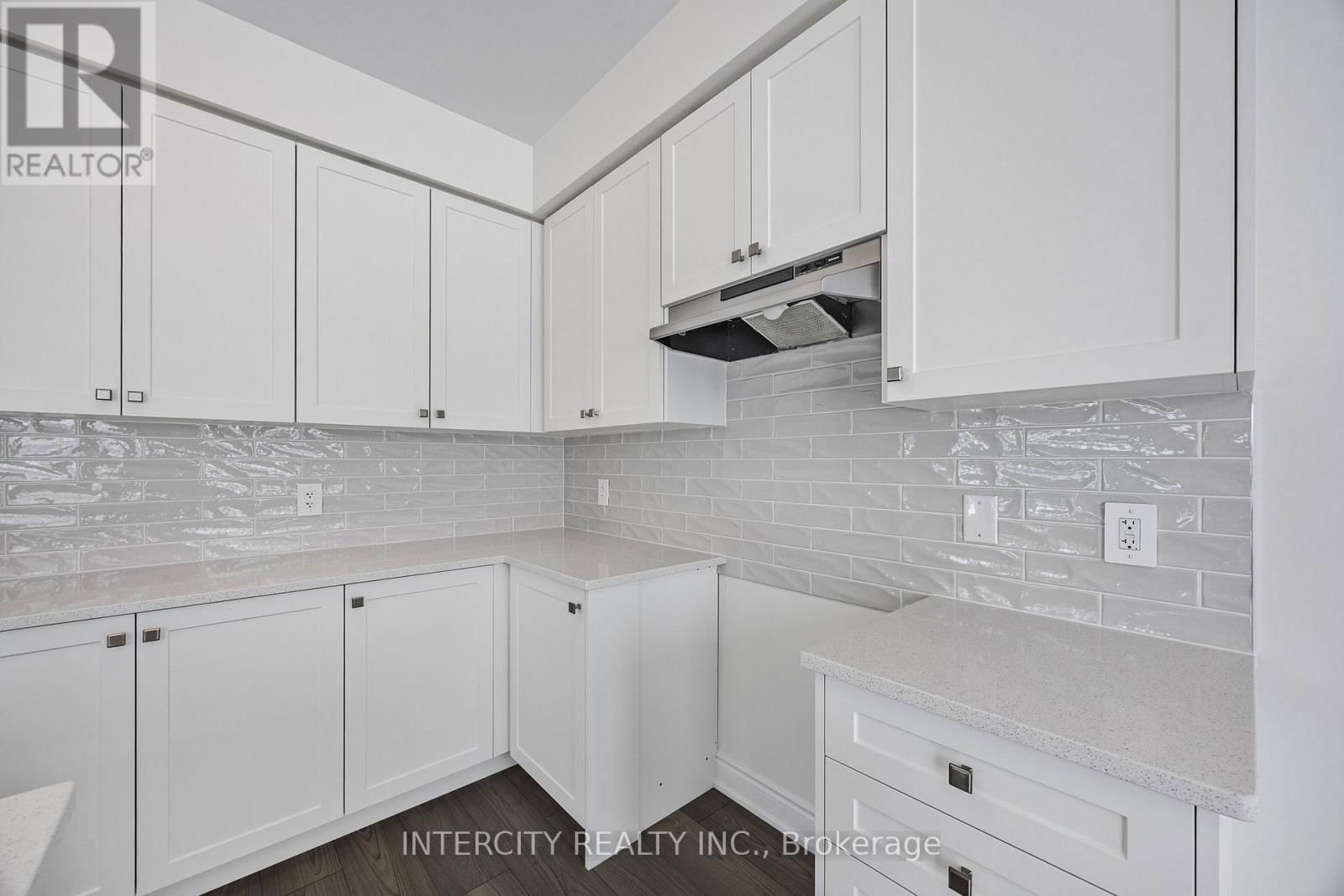 1 AVALON DRIVE Image 19