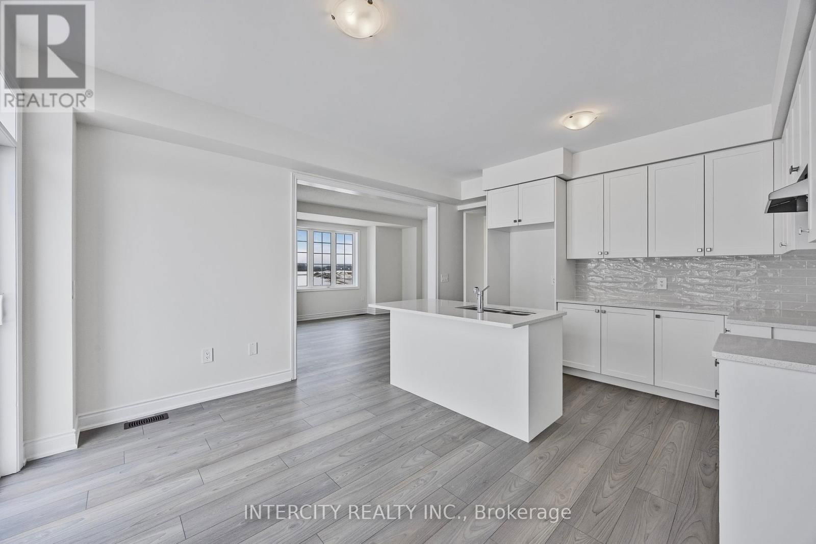 1 AVALON DRIVE Image 25