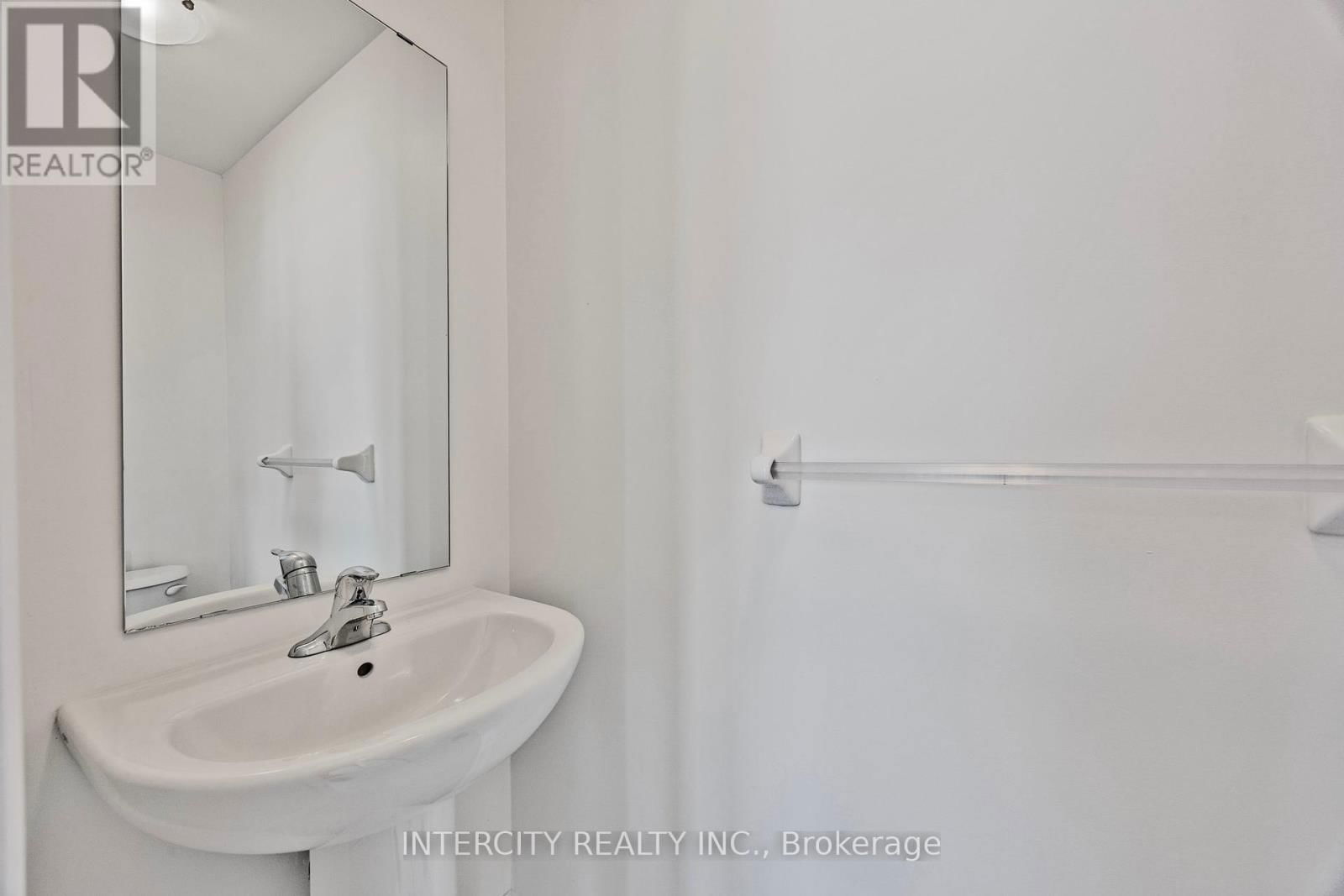 1 AVALON DRIVE Image 26