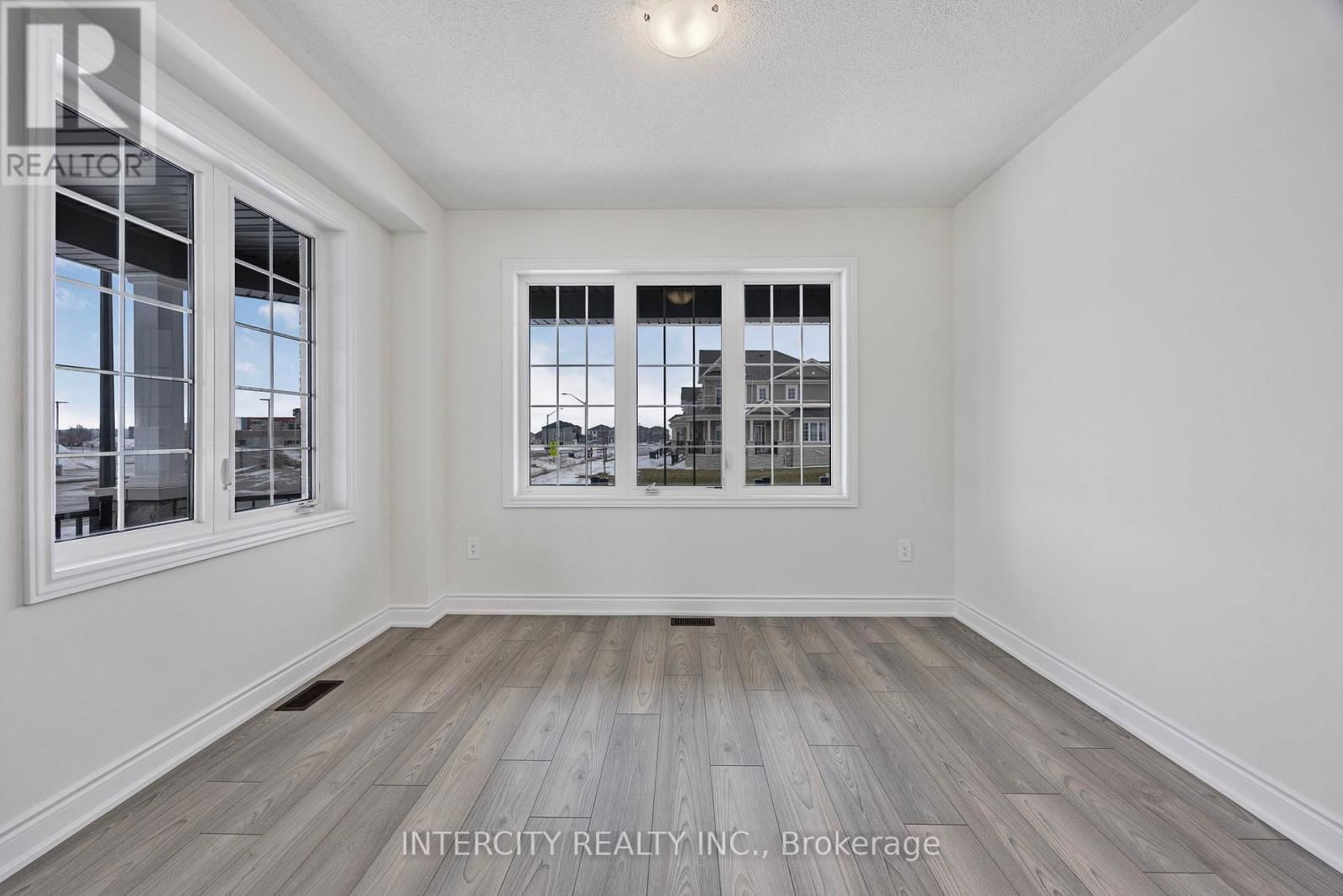 1 AVALON DRIVE Image 8