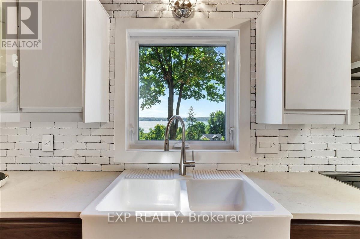 11 CRESTWOOD DRIVE Image 11