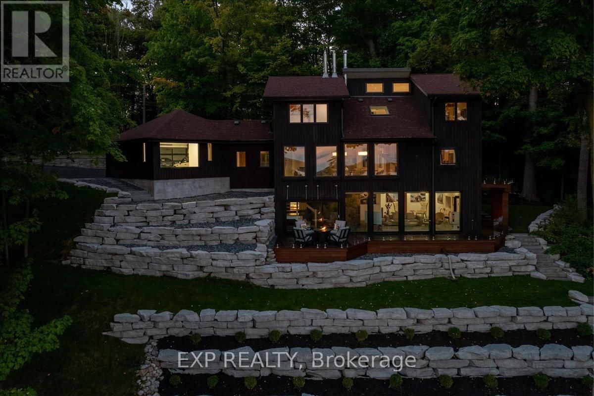 11 CRESTWOOD DRIVE Image 46