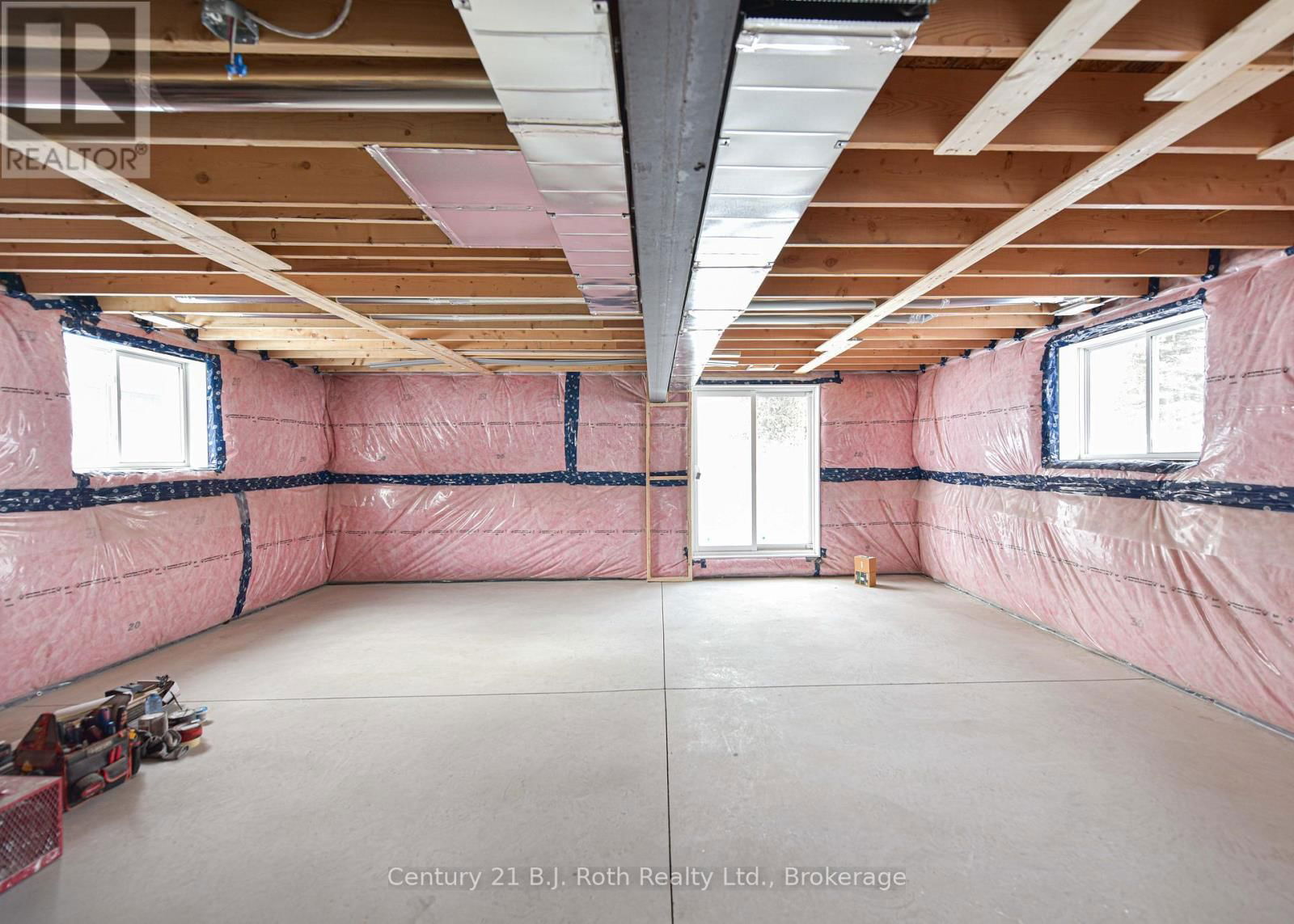 3382 AZCONA AVENUE Image 23