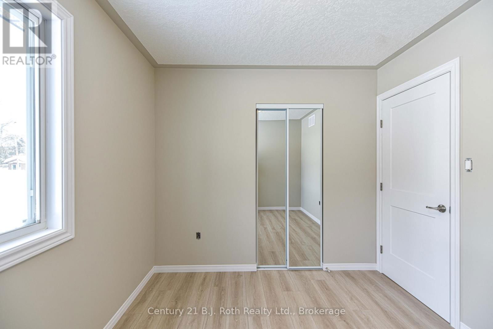 3382 AZCONA AVENUE Image 3