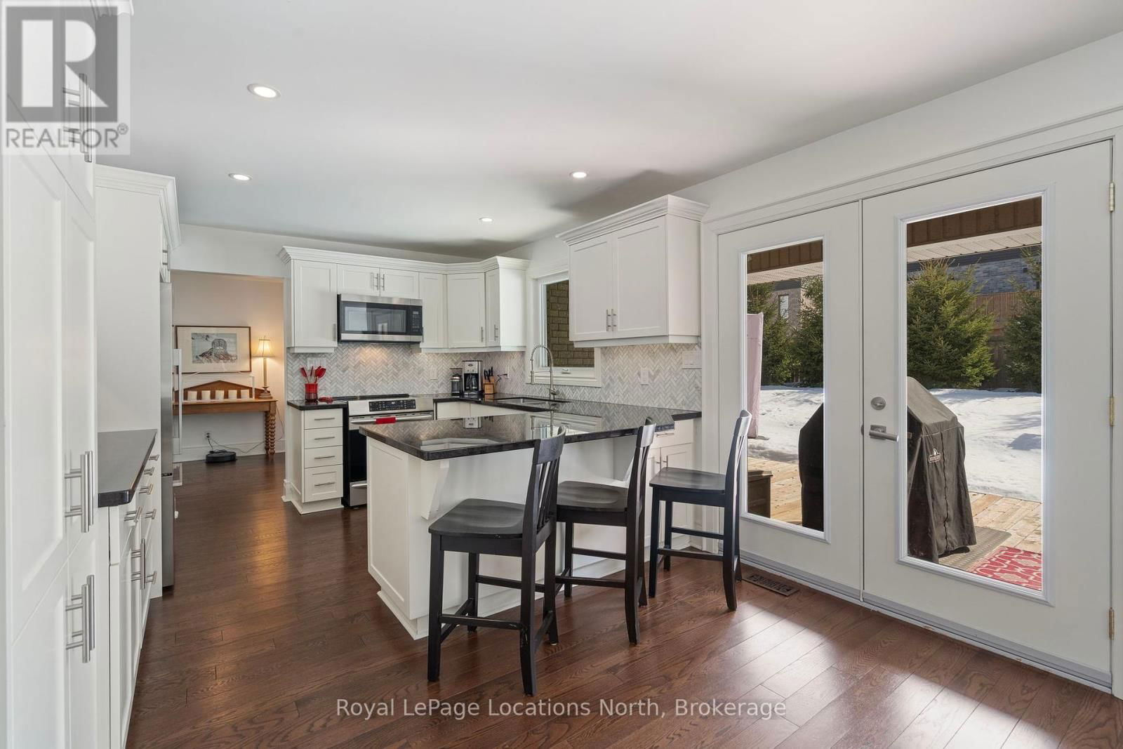 60 LOCKHART ROAD Image 11