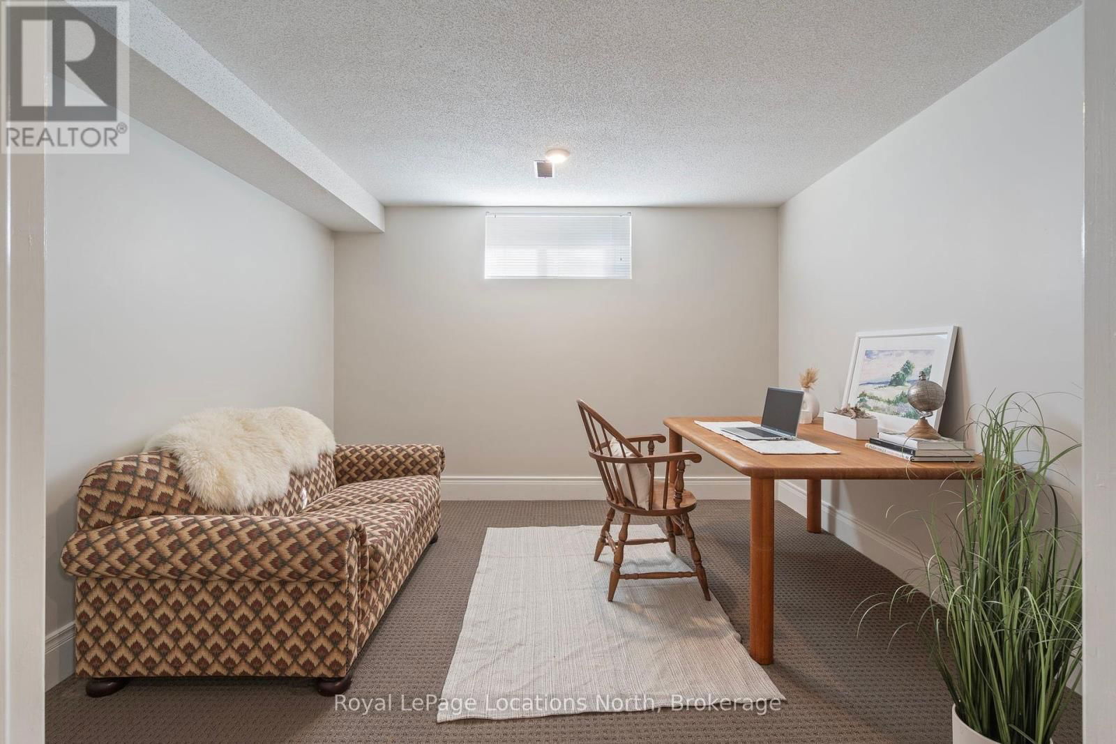 60 LOCKHART ROAD Image 28