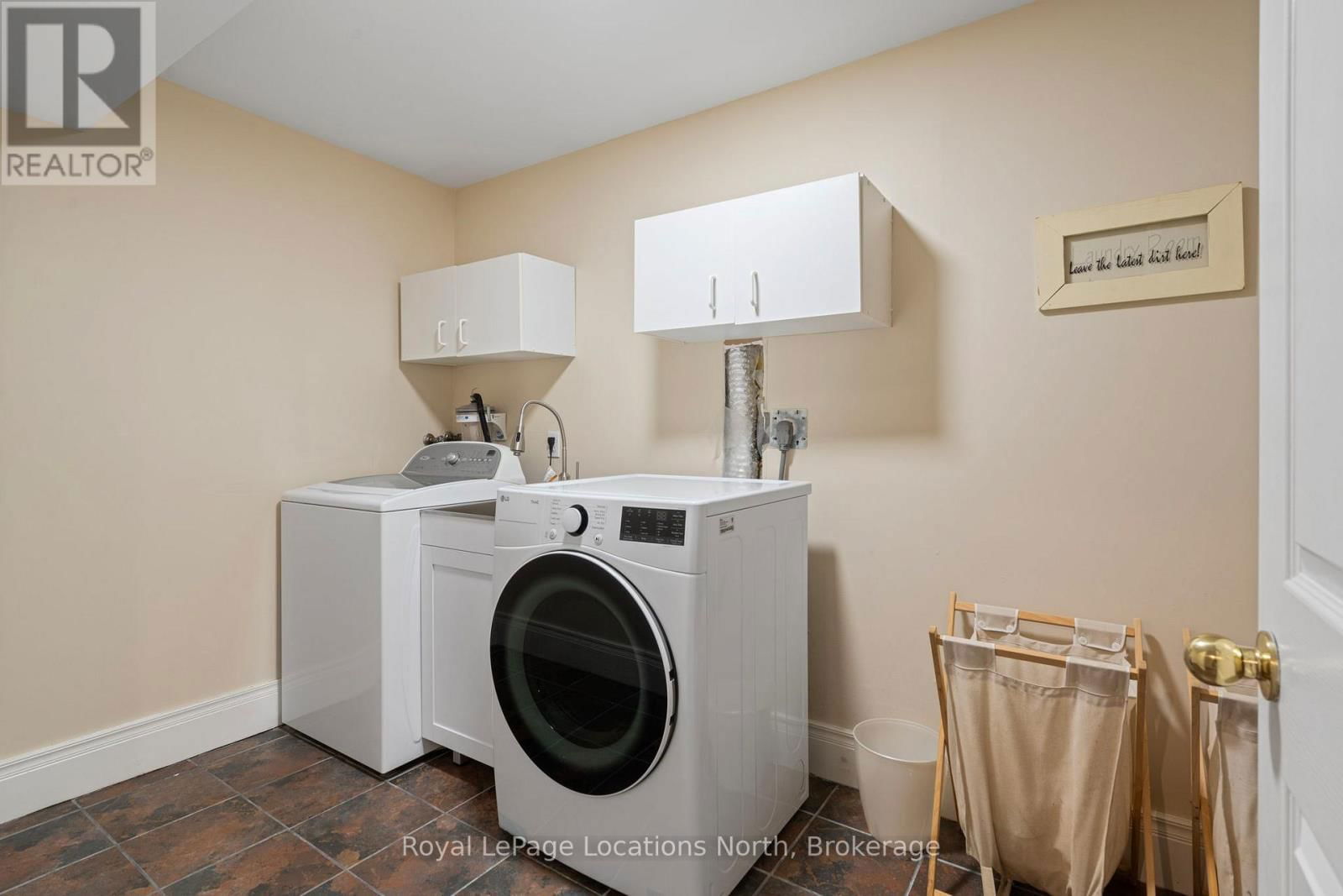 60 LOCKHART ROAD Image 29