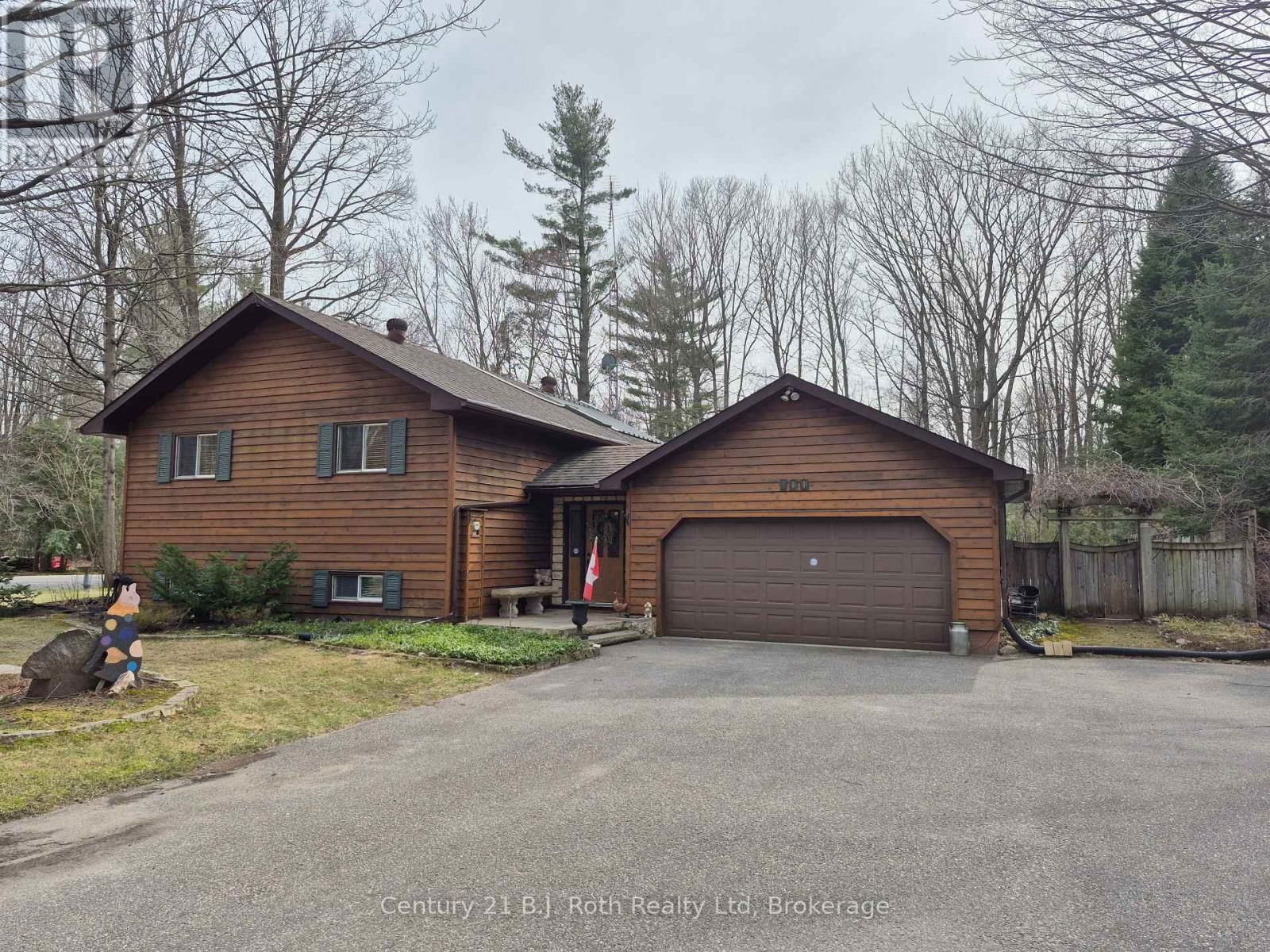 100 TALL PINES DRIVE Image 1