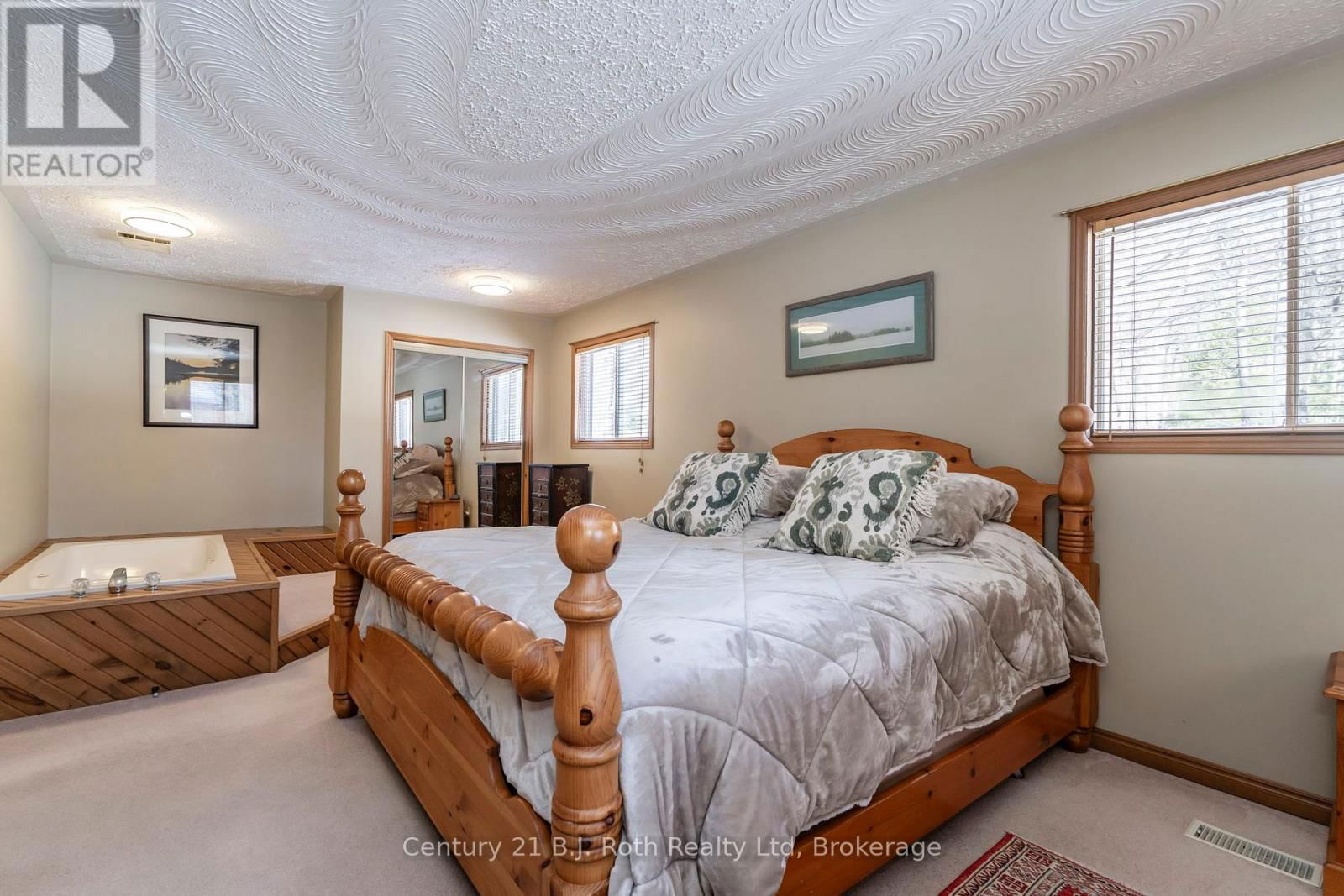 100 TALL PINES DRIVE Image 20