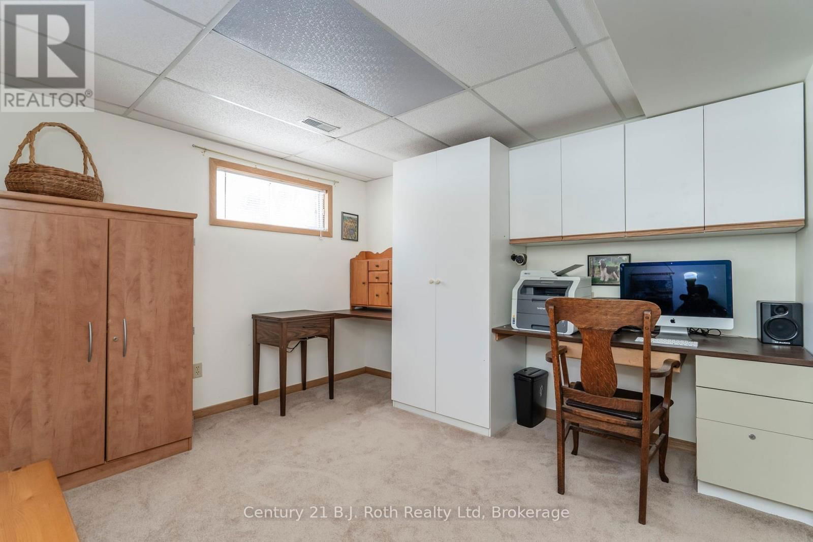 100 TALL PINES DRIVE Image 34