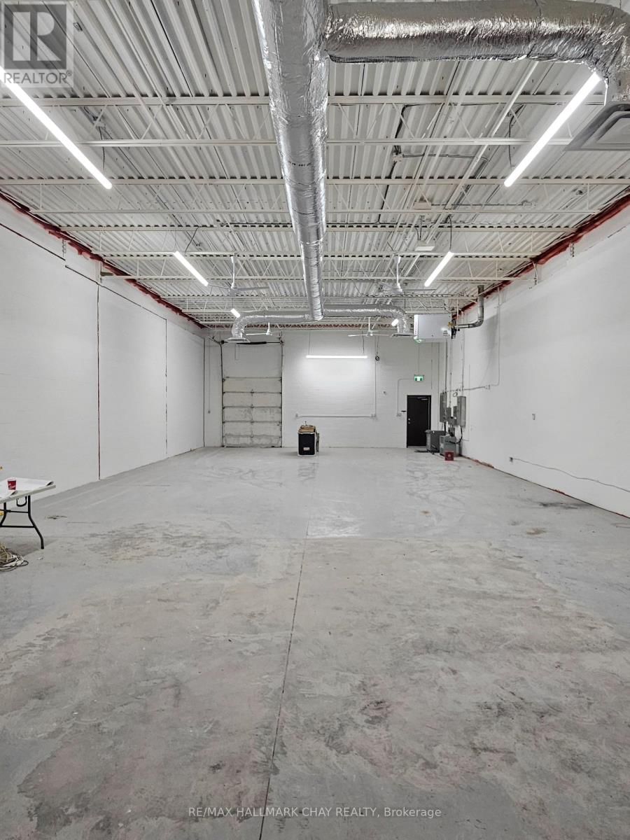 3 - 90 SAUNDERS ROAD Image 3