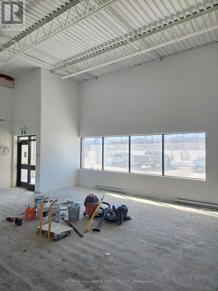 3 - 90 SAUNDERS ROAD Image 5