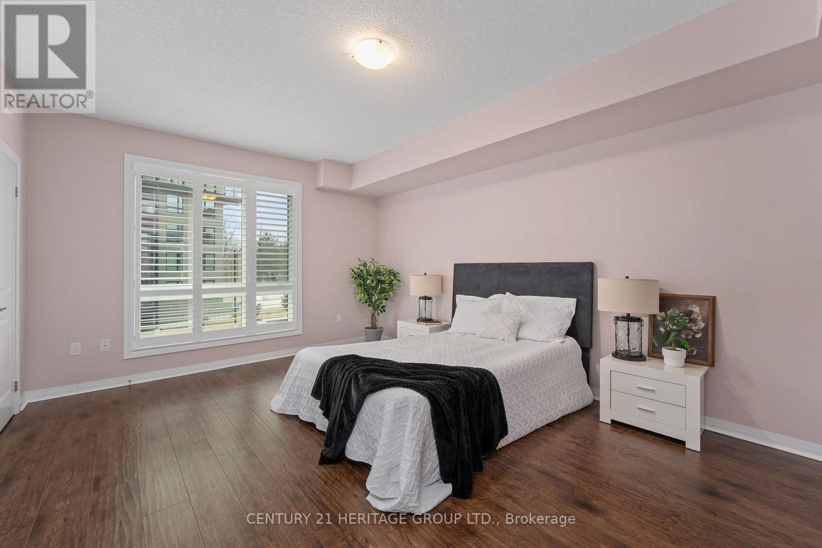 201 - 306 ESSA ROAD Image 16