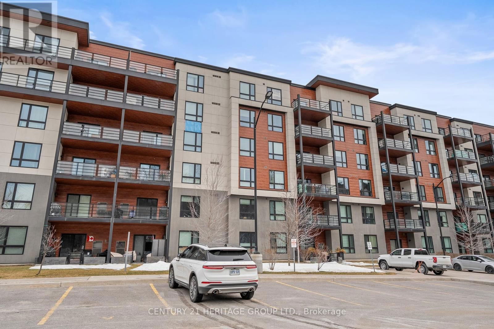 201 - 306 ESSA ROAD Image 28