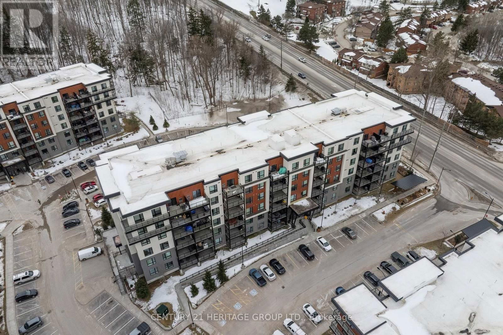 201 - 306 ESSA ROAD Image 33