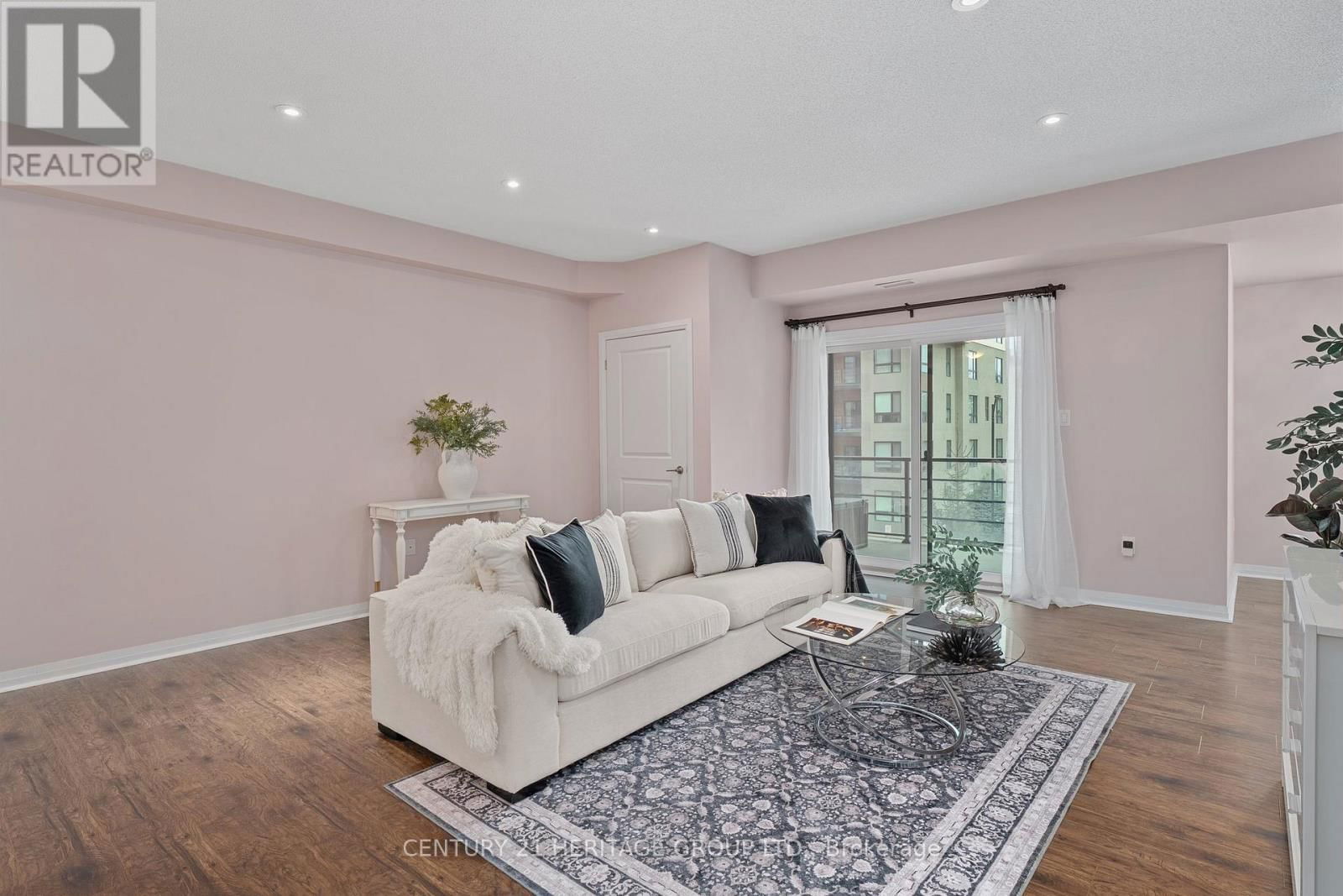 201 - 306 ESSA ROAD Image 6