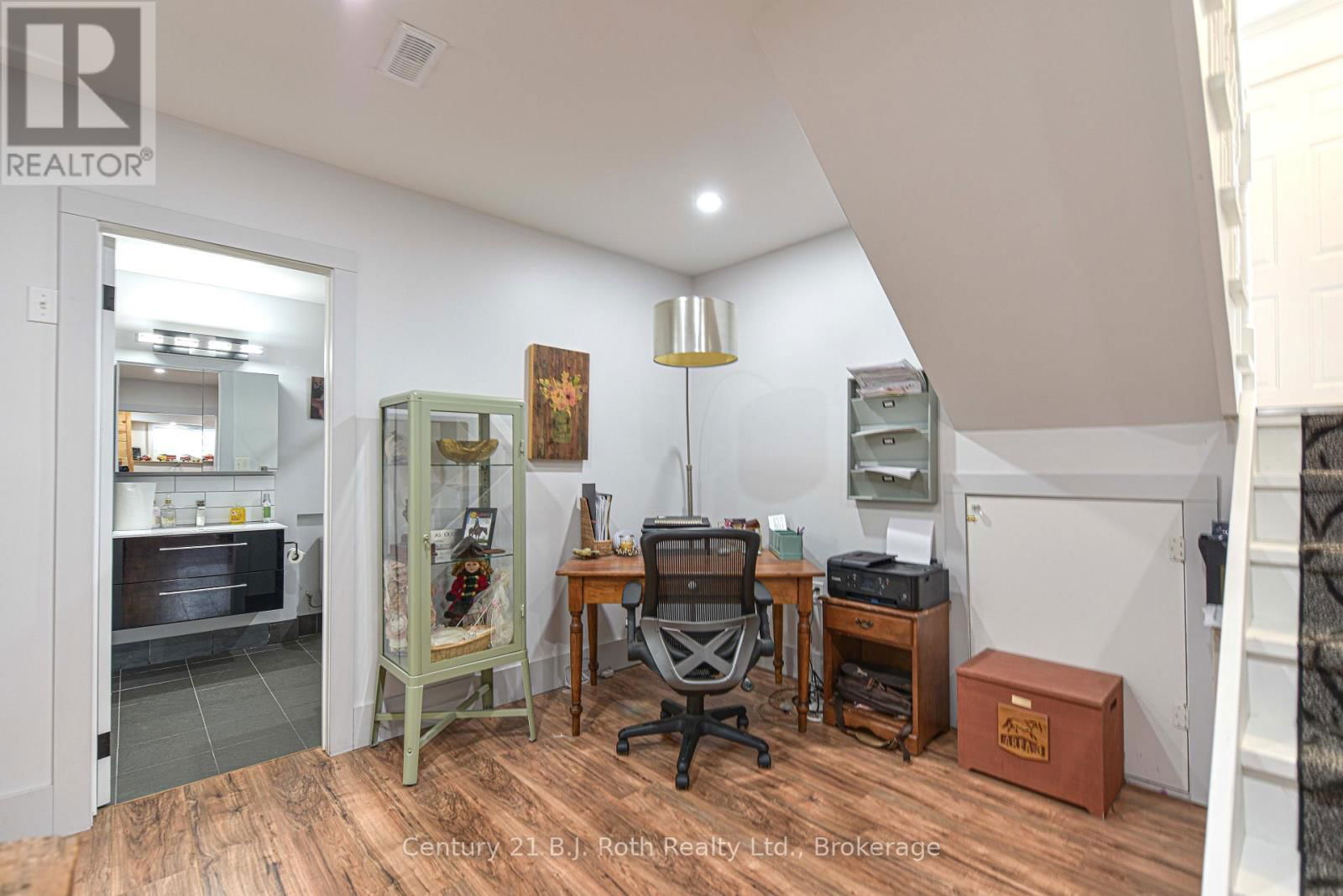 4035 CANAL ROAD Image 29
