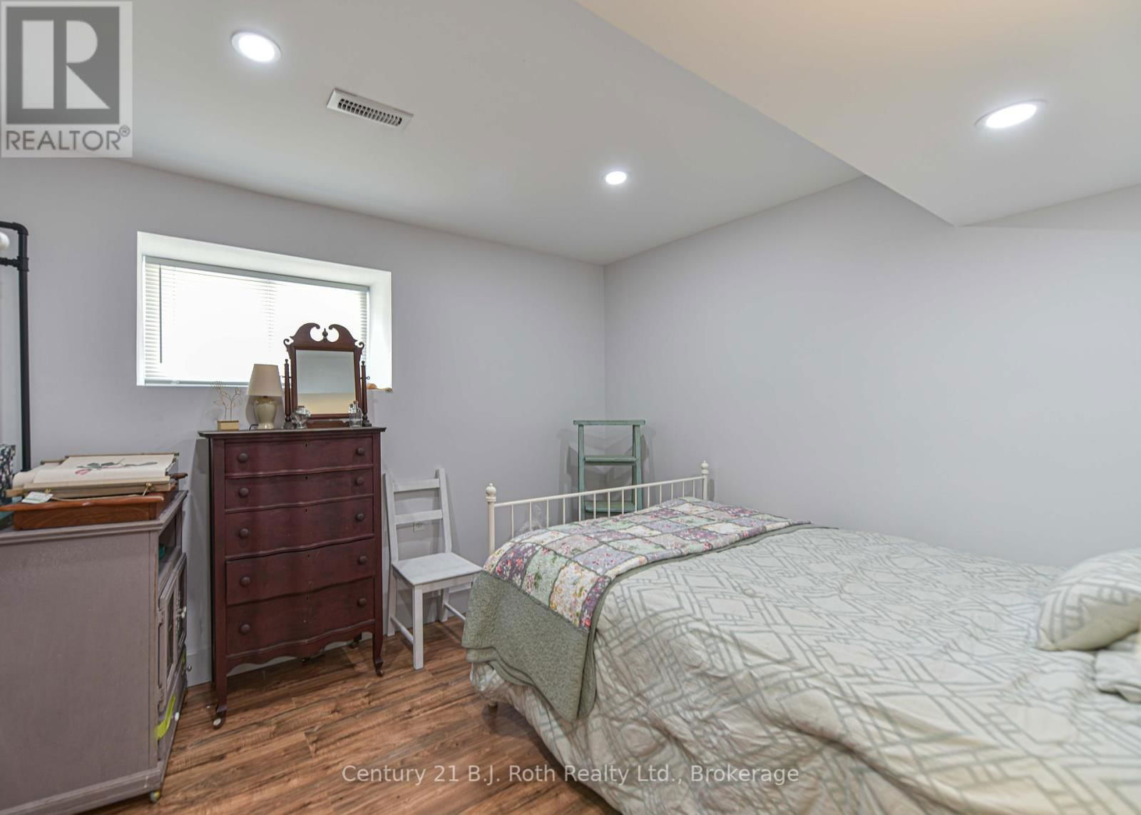 4035 CANAL ROAD Image 31