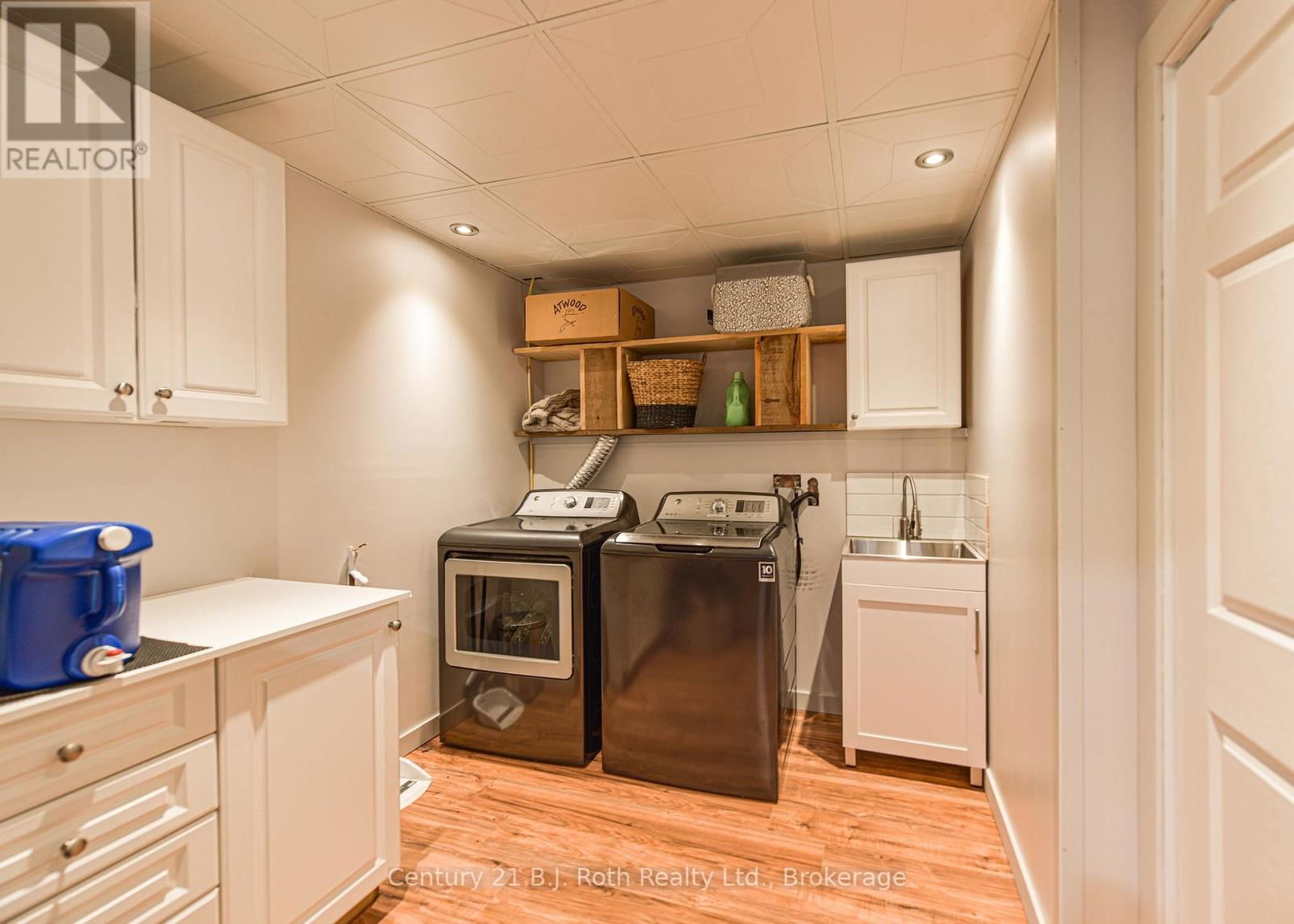 4035 CANAL ROAD Image 36