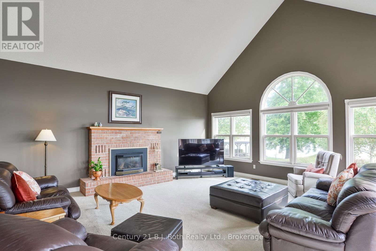 624 HIGH STREET Image 12