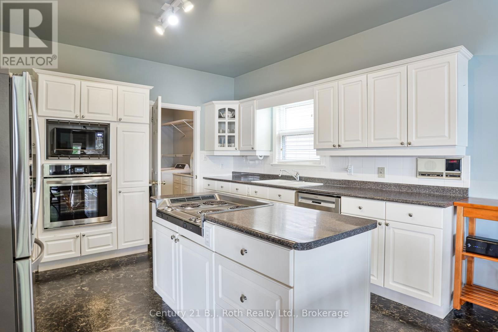 624 HIGH STREET Image 16