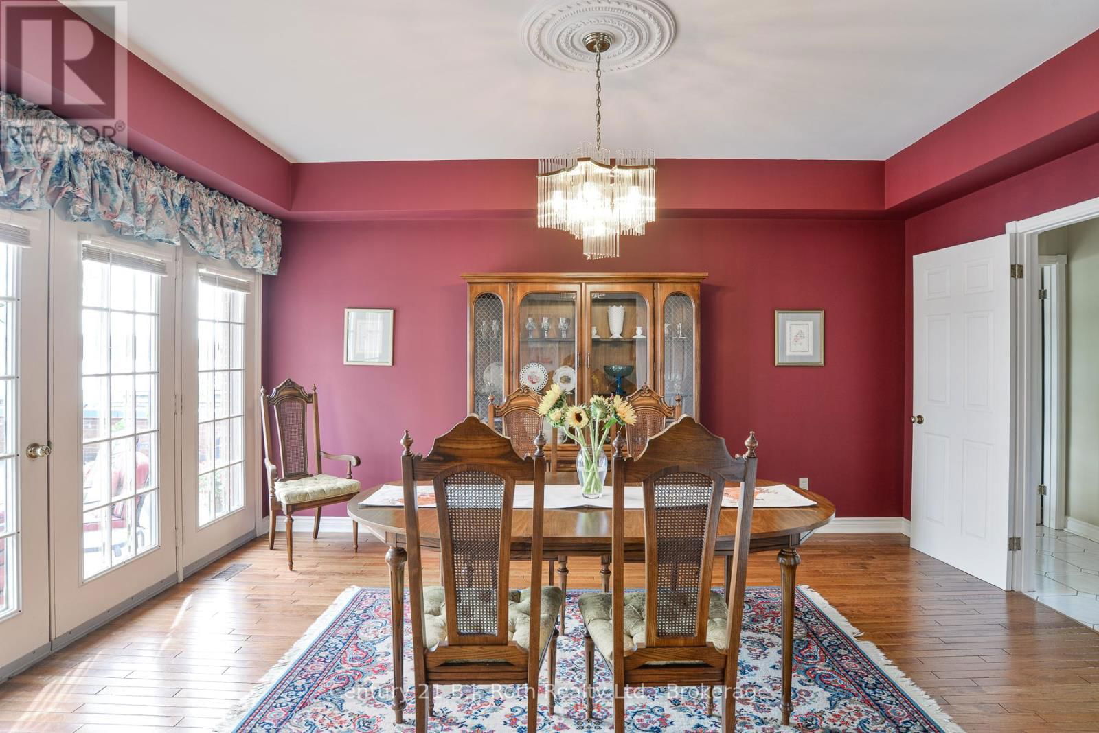 624 HIGH STREET Image 19