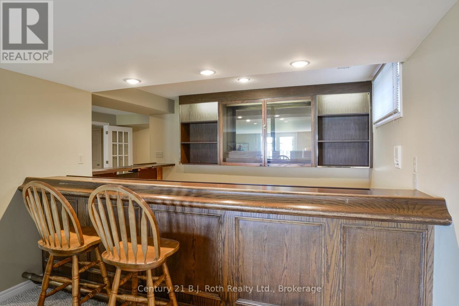 624 HIGH STREET Image 32