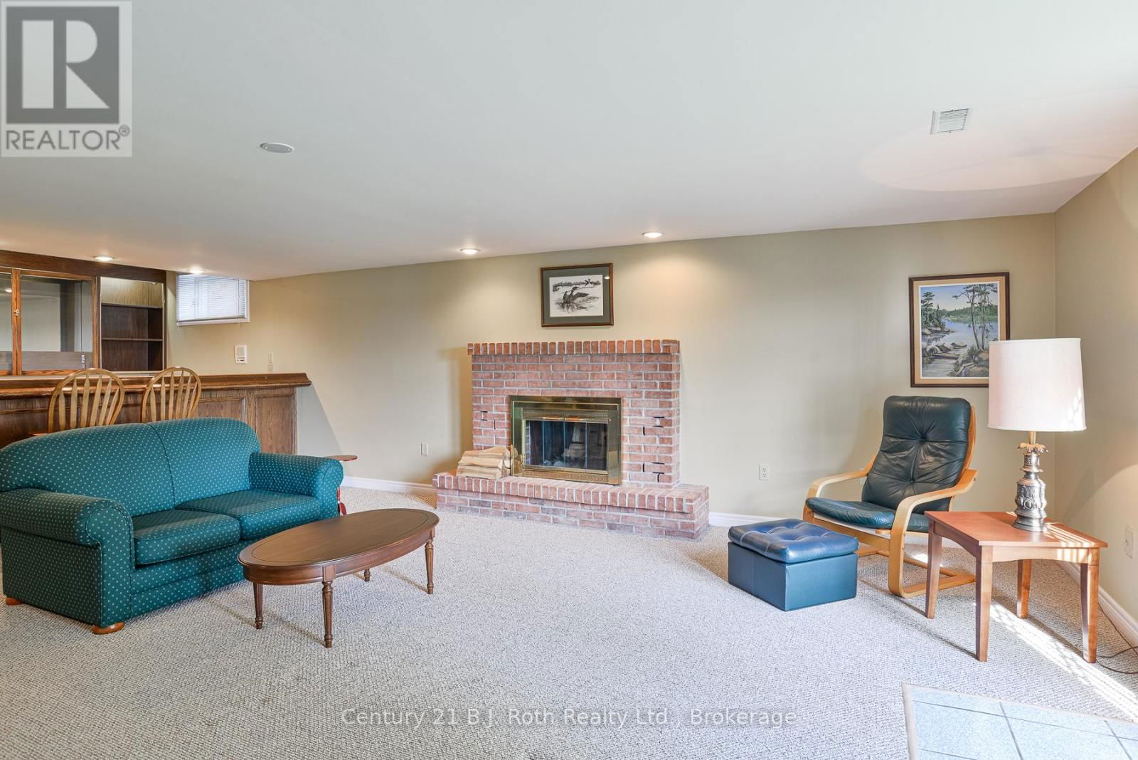 624 HIGH STREET Image 35