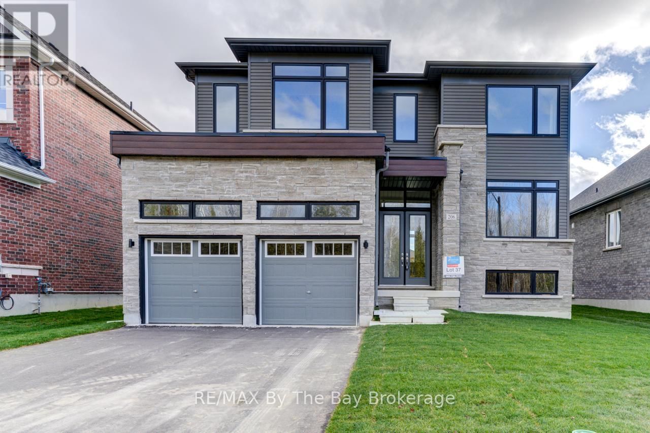 206 MAPLESIDE DRIVE Image 1