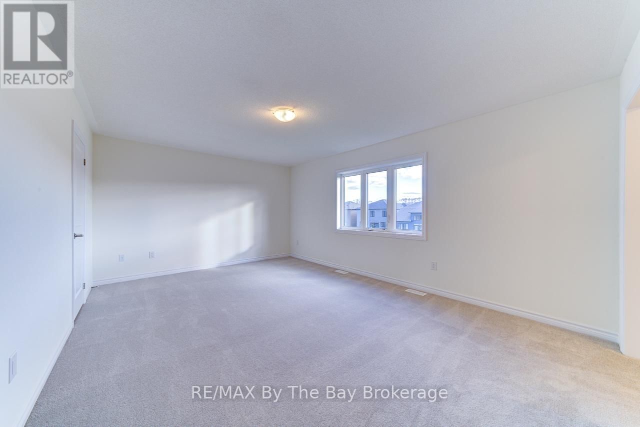 206 MAPLESIDE DRIVE Image 26