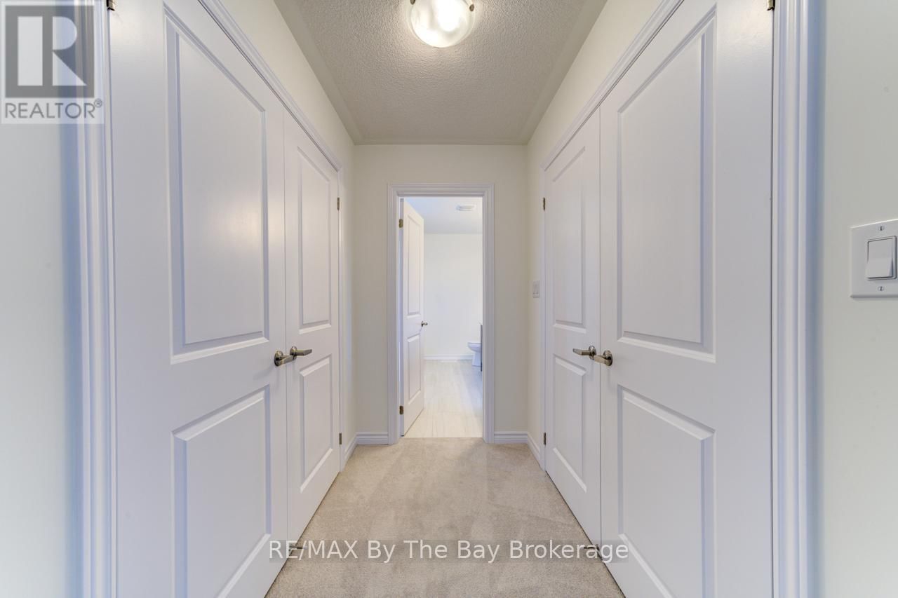 206 MAPLESIDE DRIVE Image 28