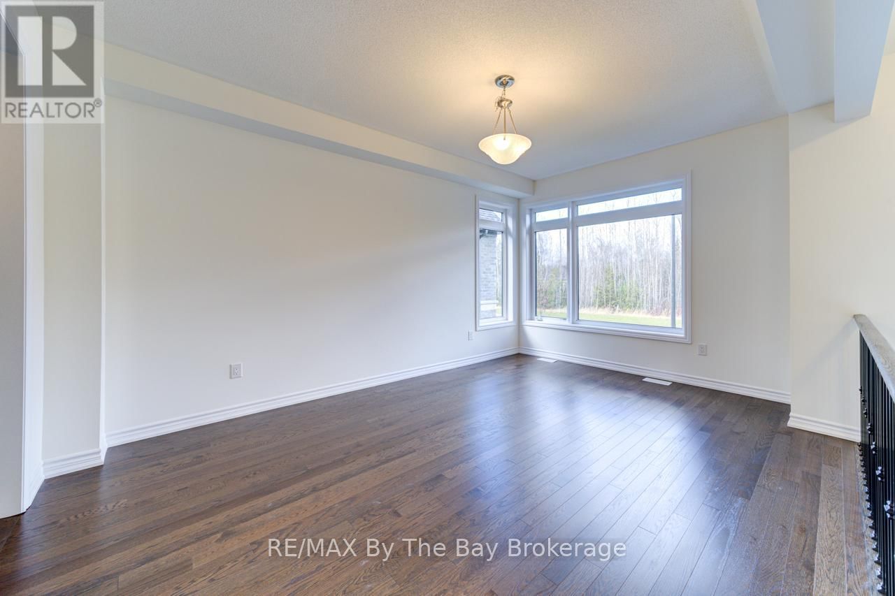 206 MAPLESIDE DRIVE Image 3
