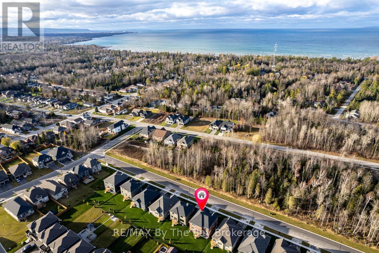 206 MAPLESIDE DRIVE Image 34