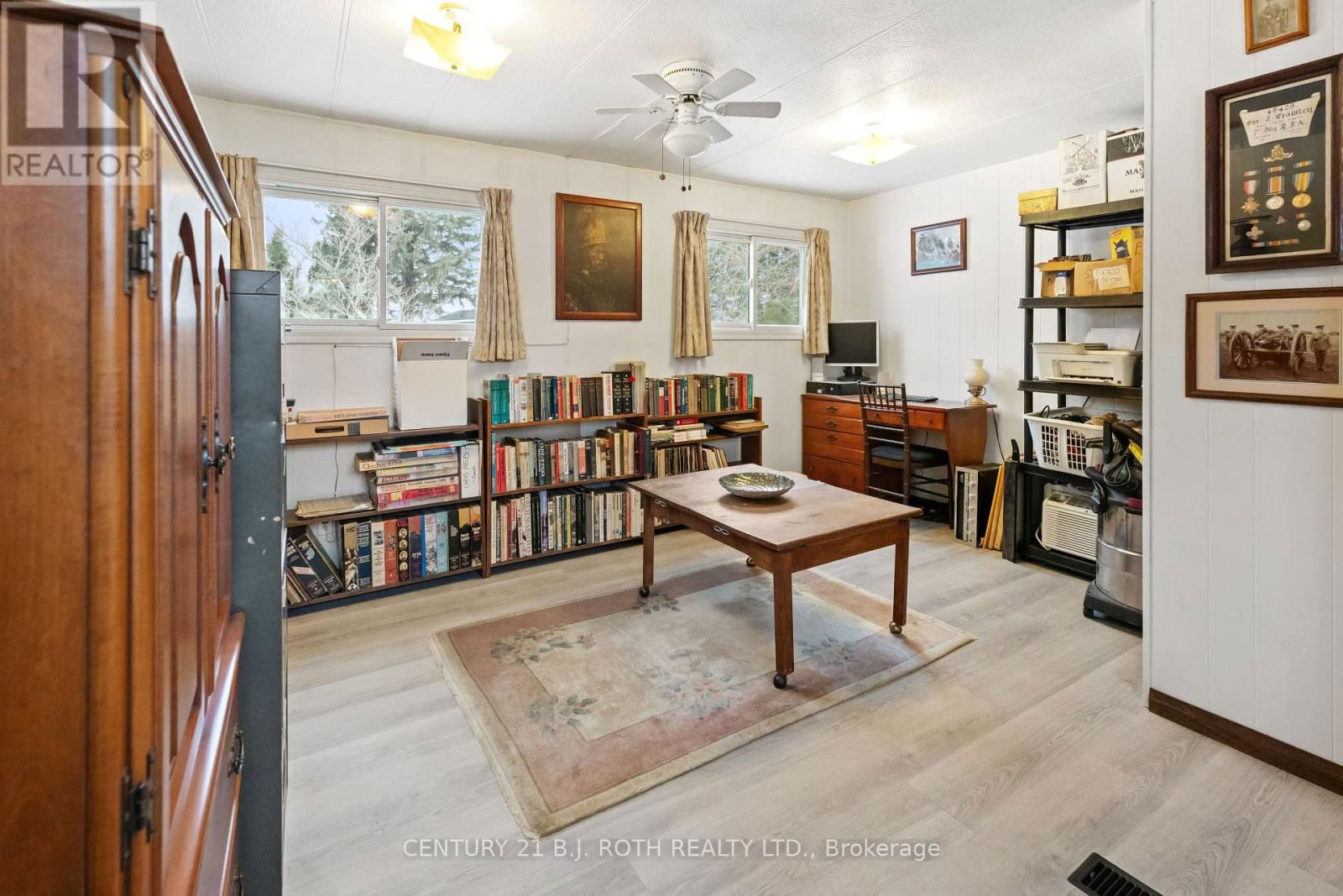 1 ORR DRIVE Image 8