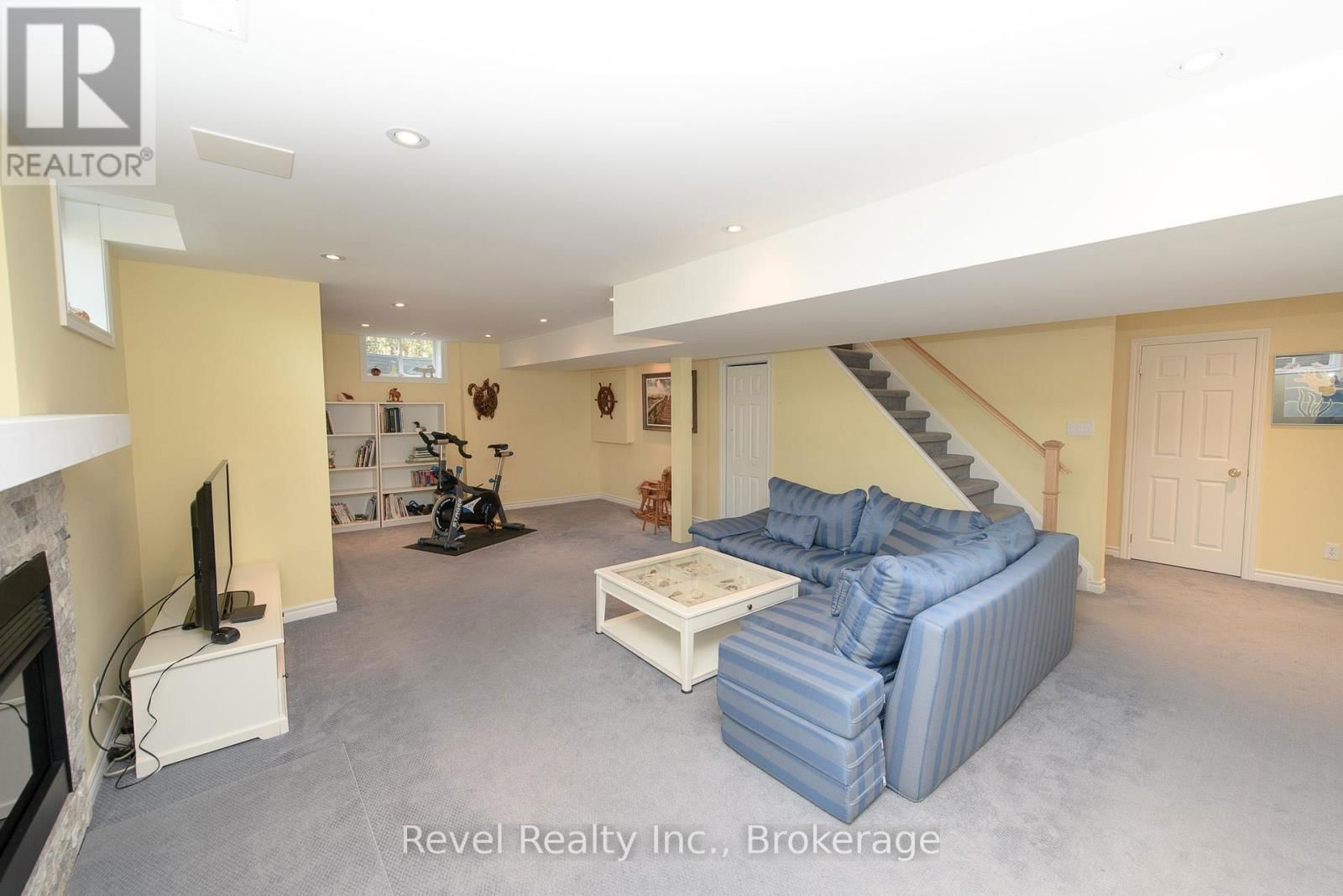 22 KELLS CRESCENT Image 19