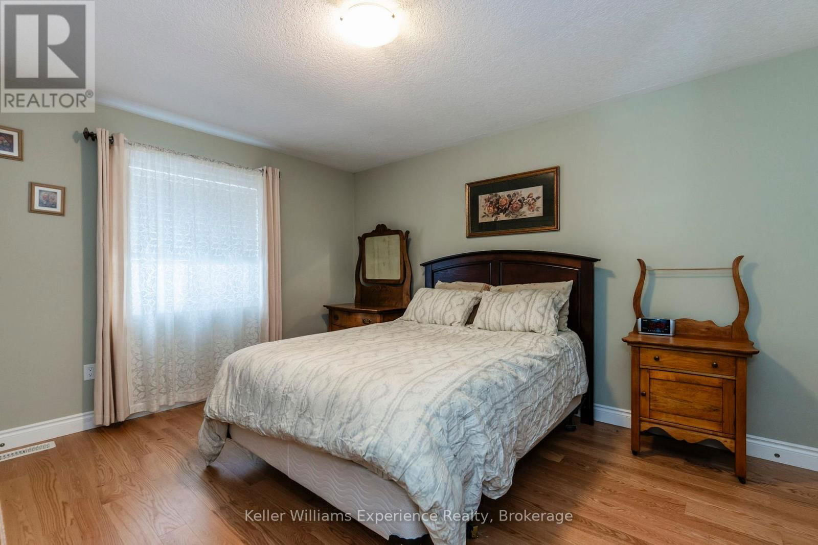 62 MCDERMITT TRAIL Image 16