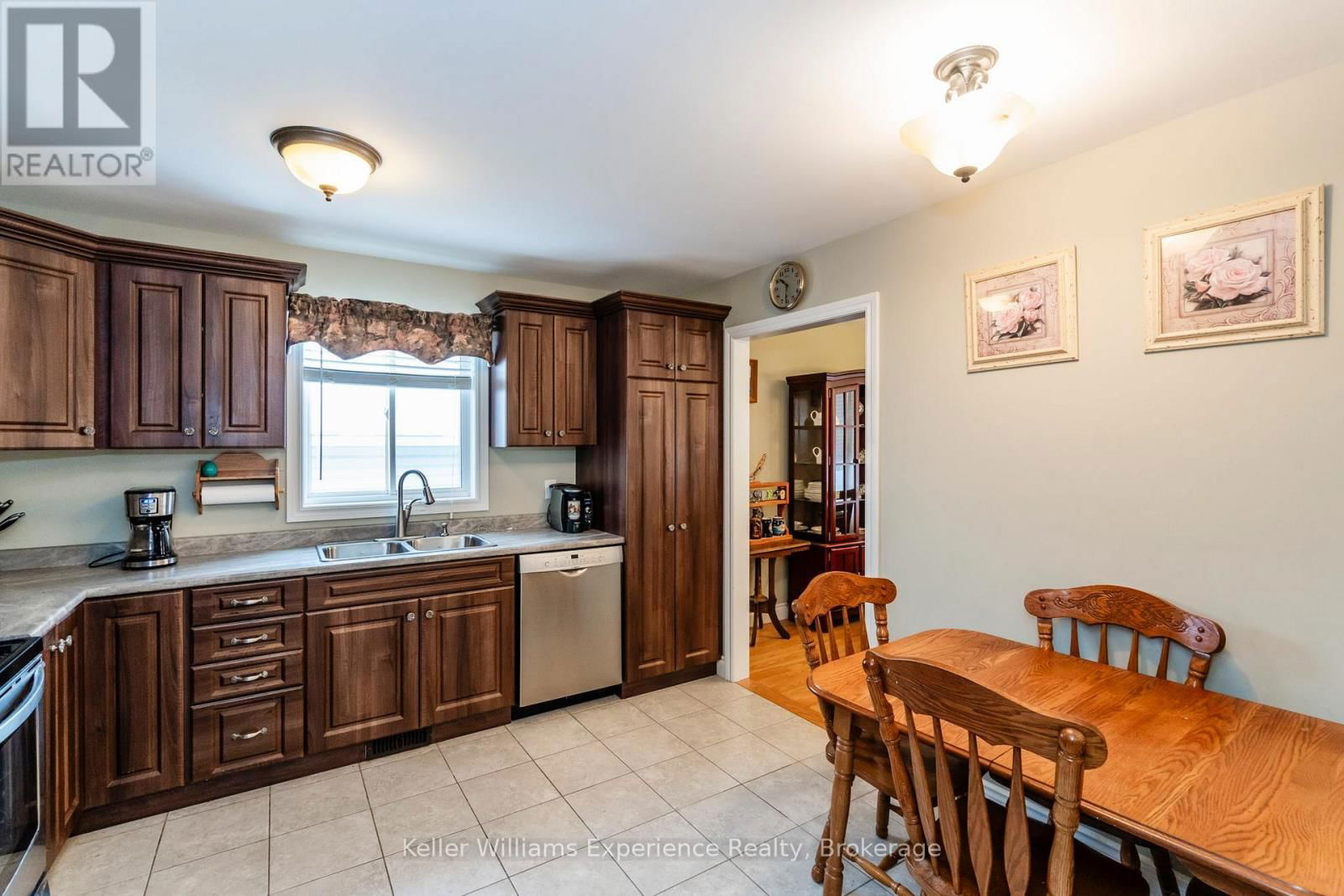 62 MCDERMITT TRAIL Image 6