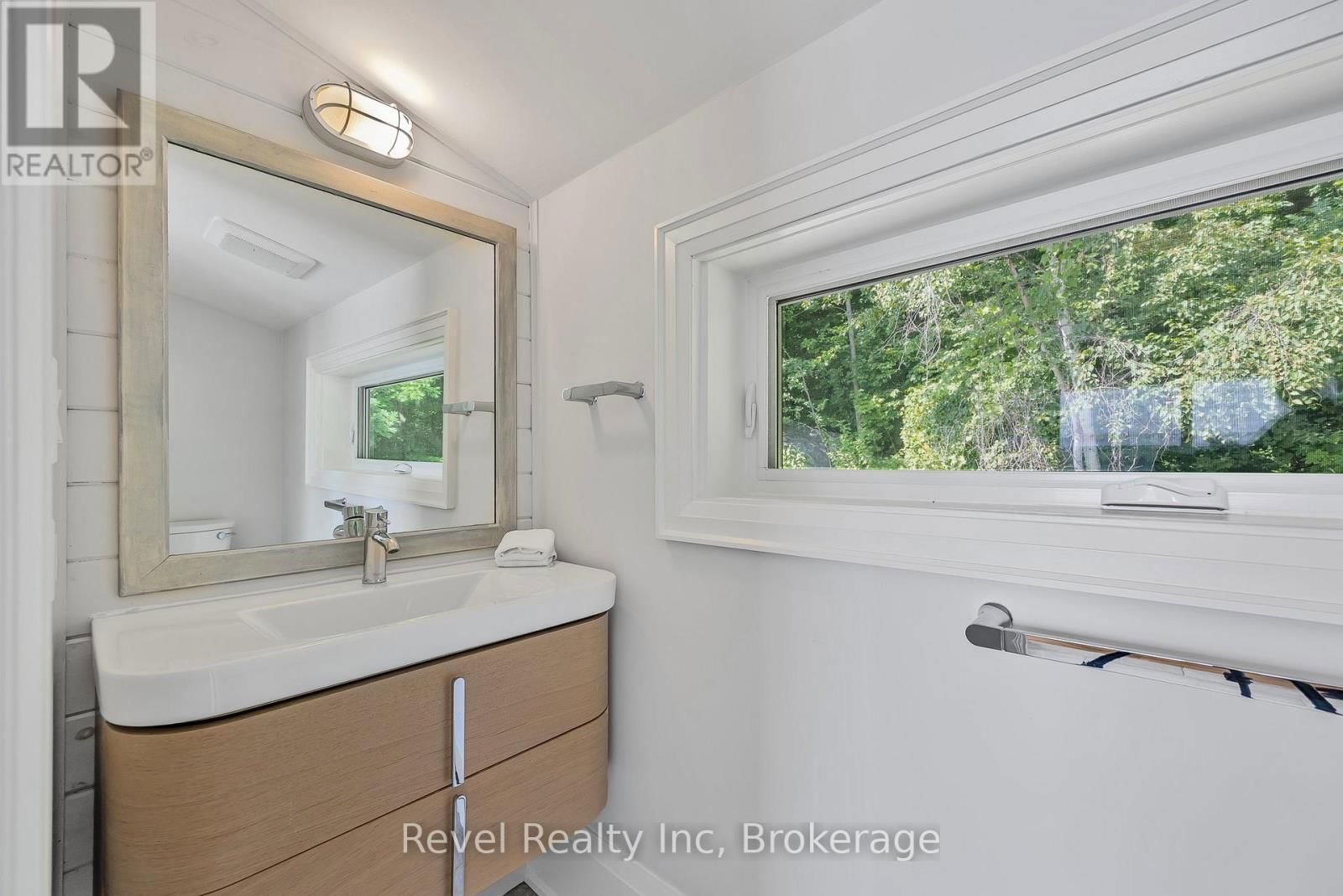 237 WEST SHORE DRIVE Image 22