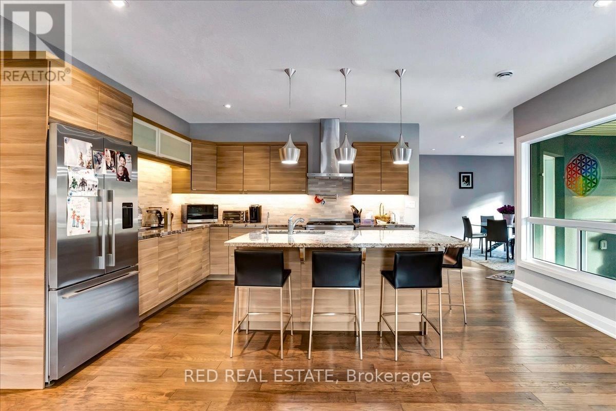 88 COOK STREET Image 11