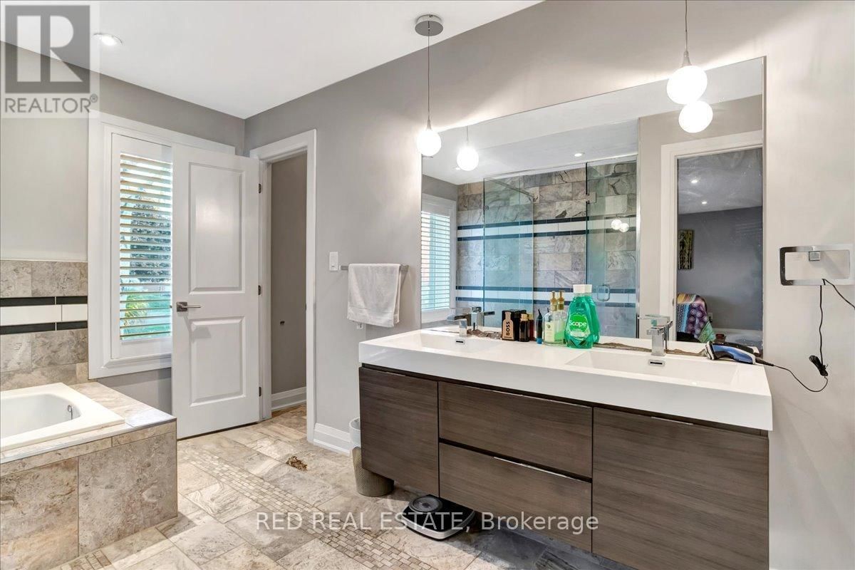 88 COOK STREET Image 20