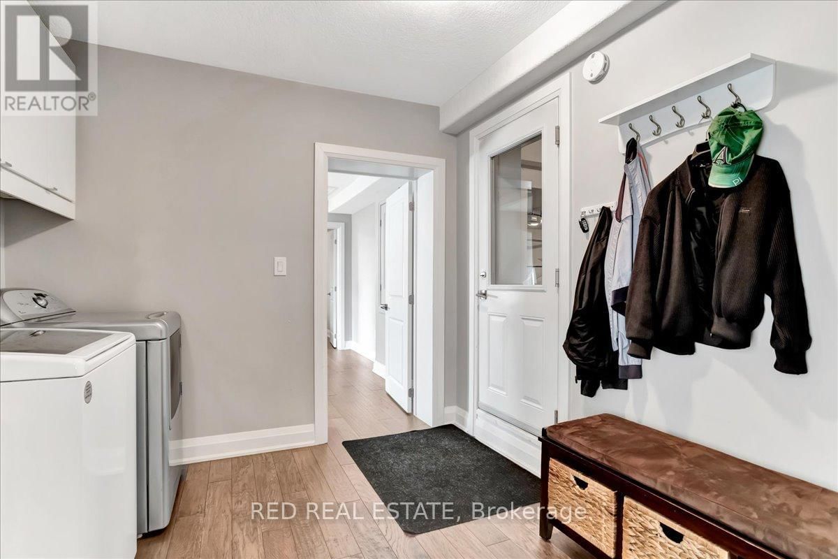 88 COOK STREET Image 31