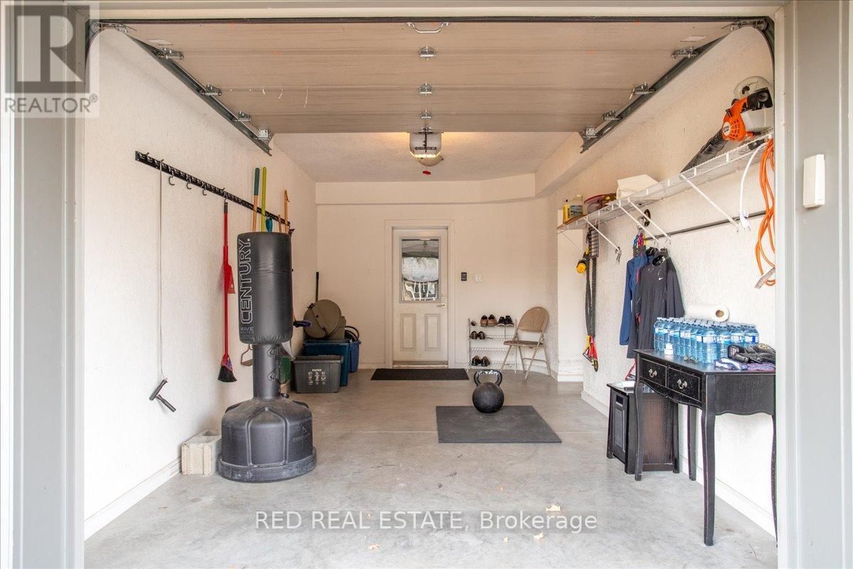 88 COOK STREET Image 36