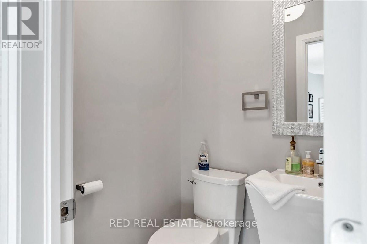 88 COOK STREET Image 8