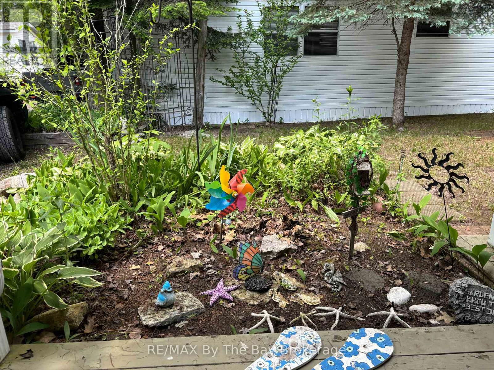 154 - 85 THEME PARK DRIVE Image 9