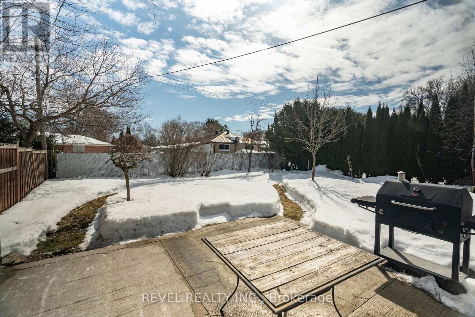 34 BOTHWELL CRESCENT Image 40