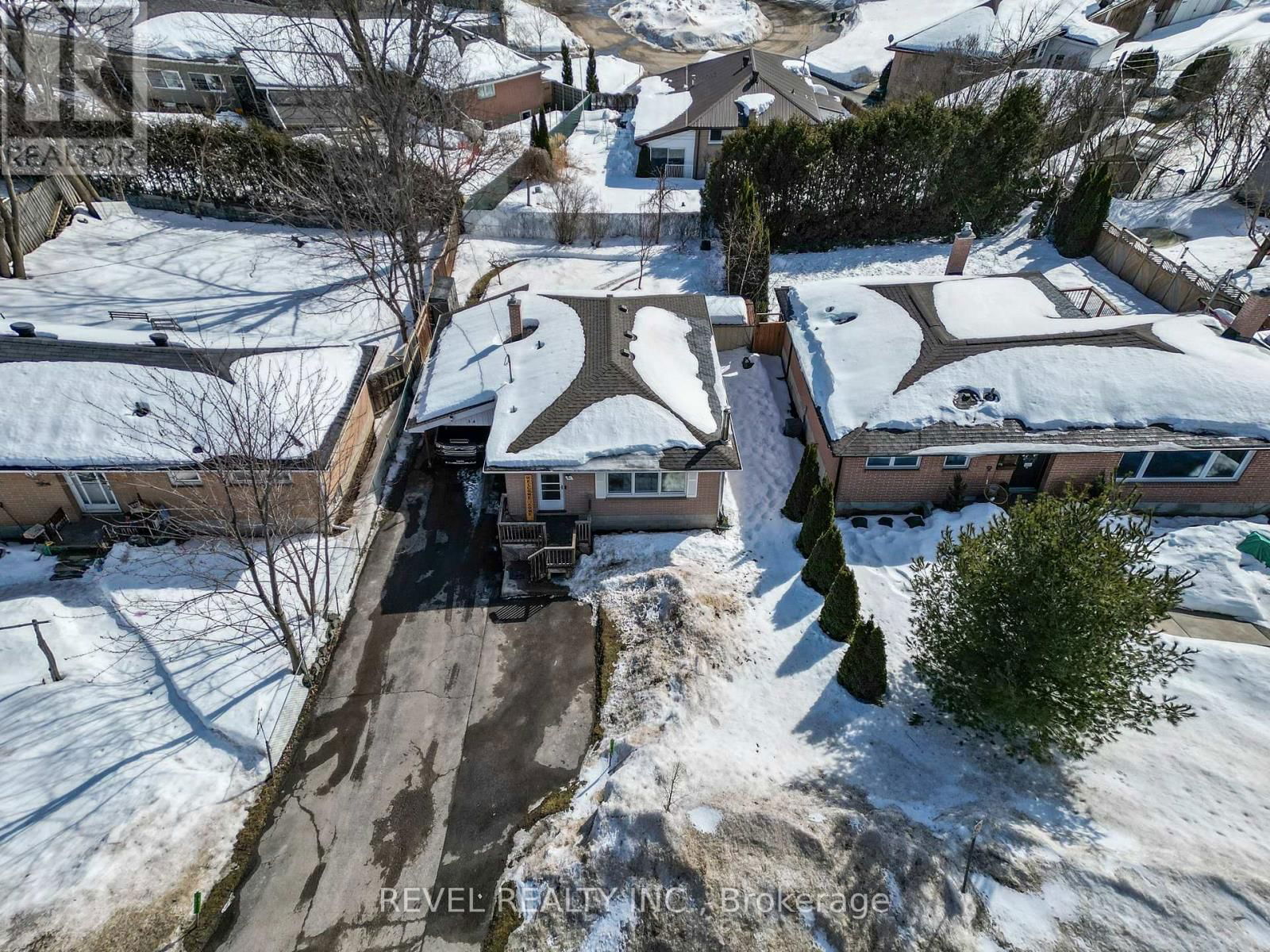 34 BOTHWELL CRESCENT Image 44