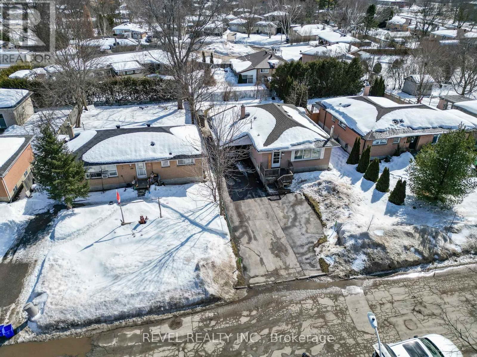 34 BOTHWELL CRESCENT Image 46