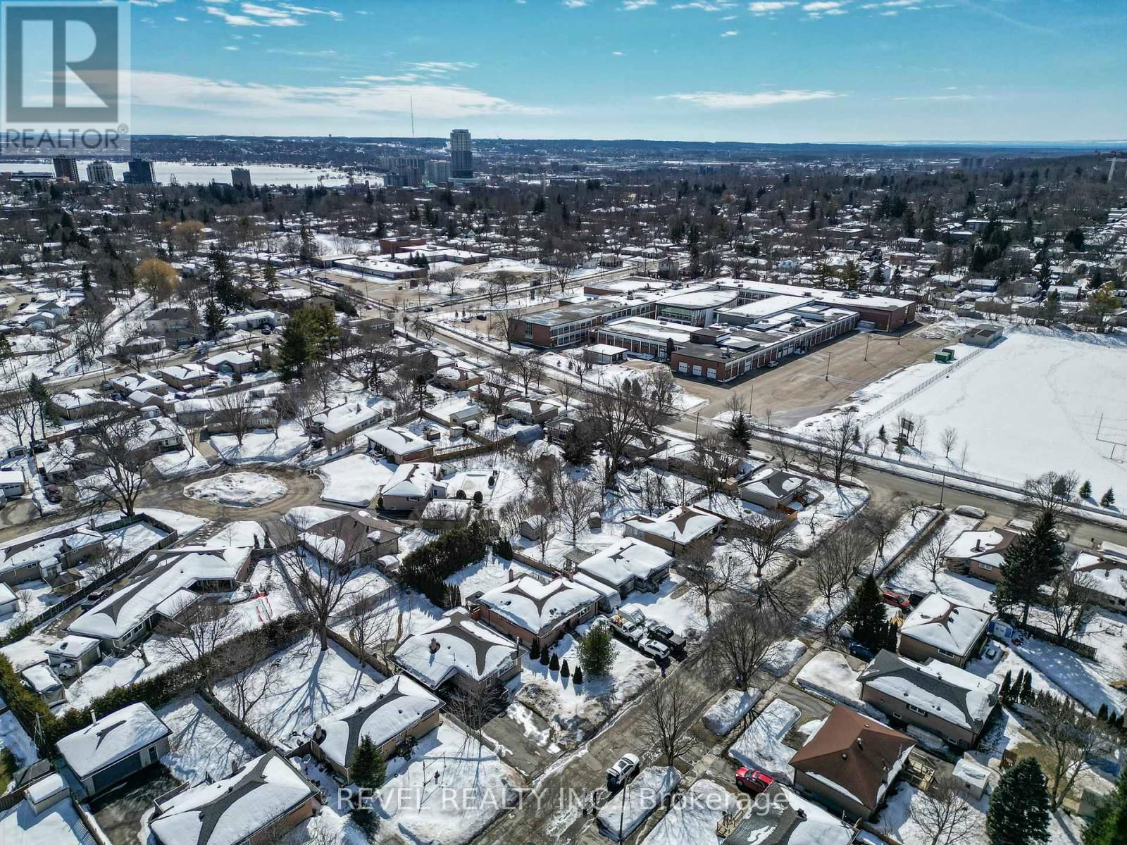 34 BOTHWELL CRESCENT Image 47