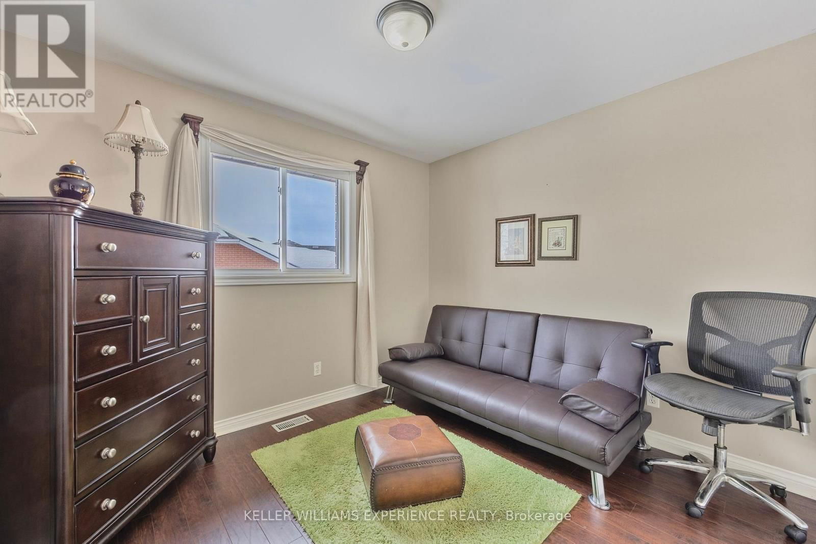 5 MOREAU COURT Image 10